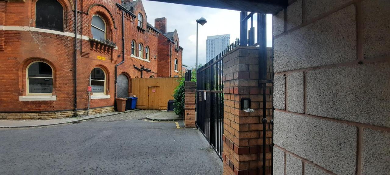 2-Bed Apartment Near City Centre Manchester Esterno foto