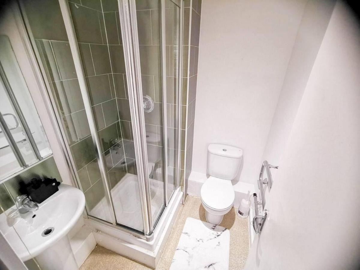 2-Bed Apartment Near City Centre Manchester Esterno foto