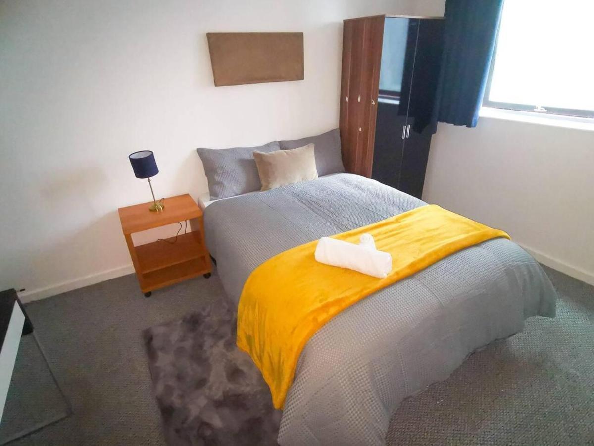2-Bed Apartment Near City Centre Manchester Esterno foto